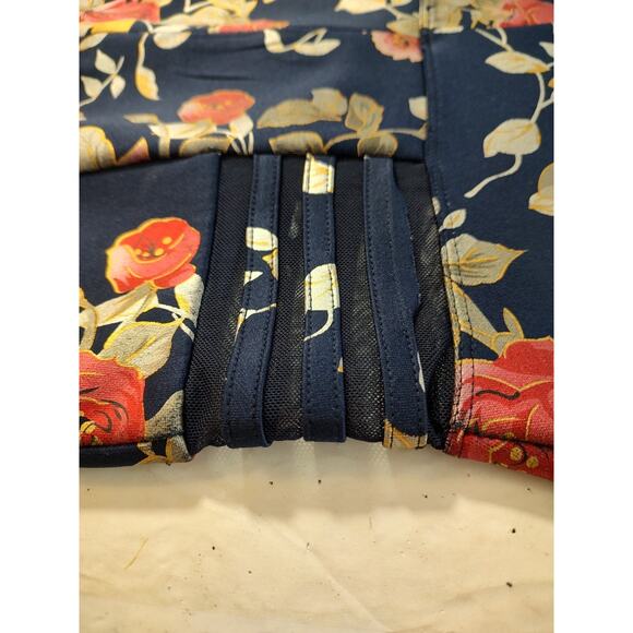 En Focus Studio Woman Blue Floral Sheath Dress Sz 8 Netting Detail Neck & Sides - Picture 4 of 8